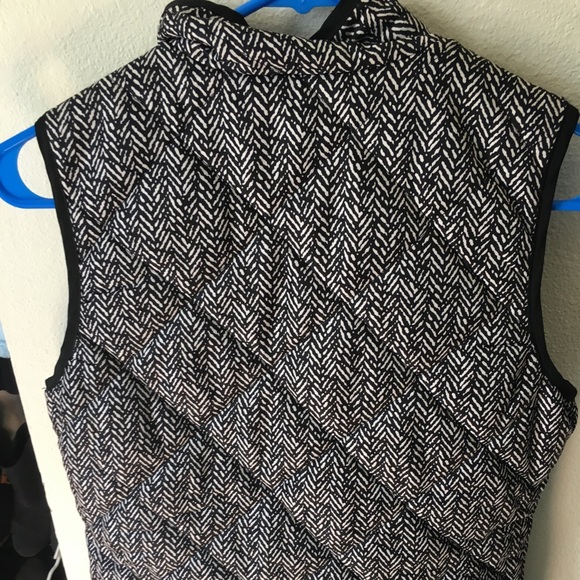 Vest - Picture 2 of 5